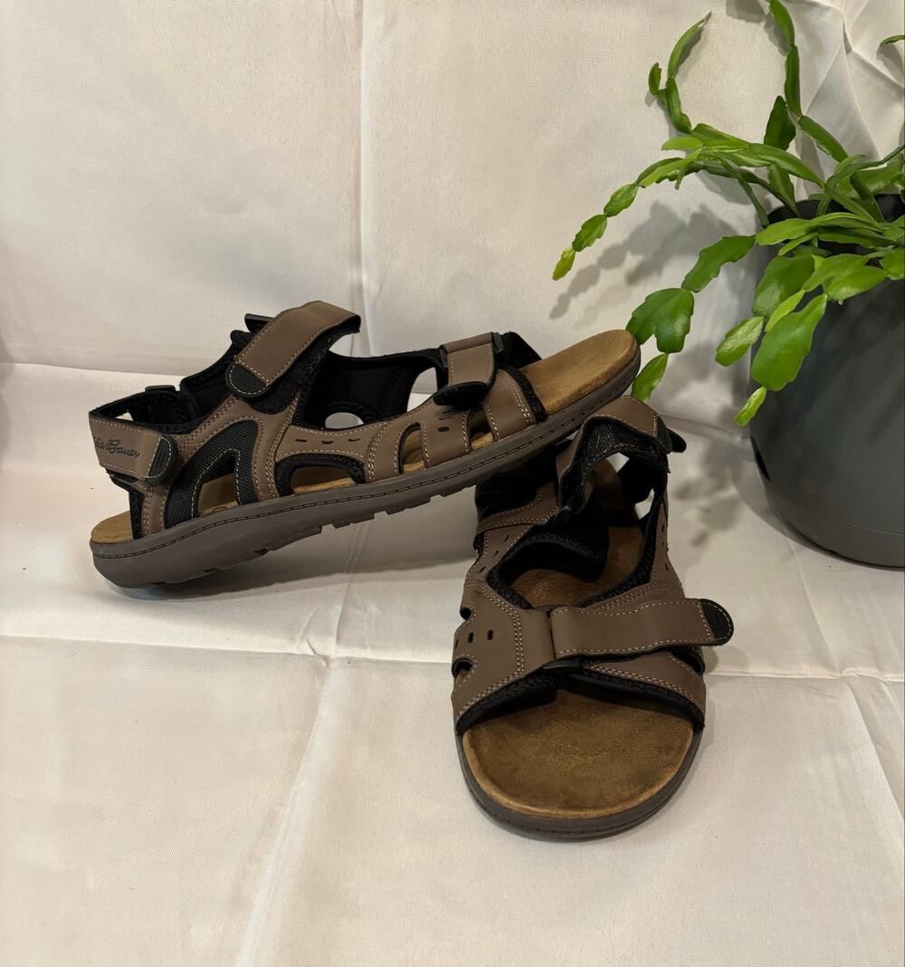 Men’s Eddie Bauer Waldport II Brown Leather Adjustable Outdoor Sandals, size 13